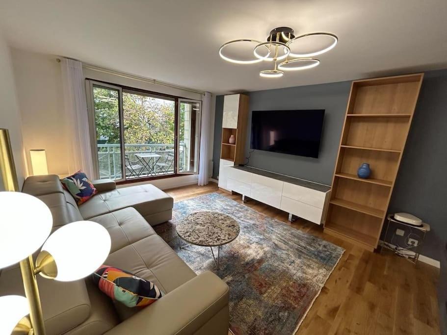 Splendid 92M2 Renovated, 4 Rooms Charenton-le-Pont Bagian luar foto