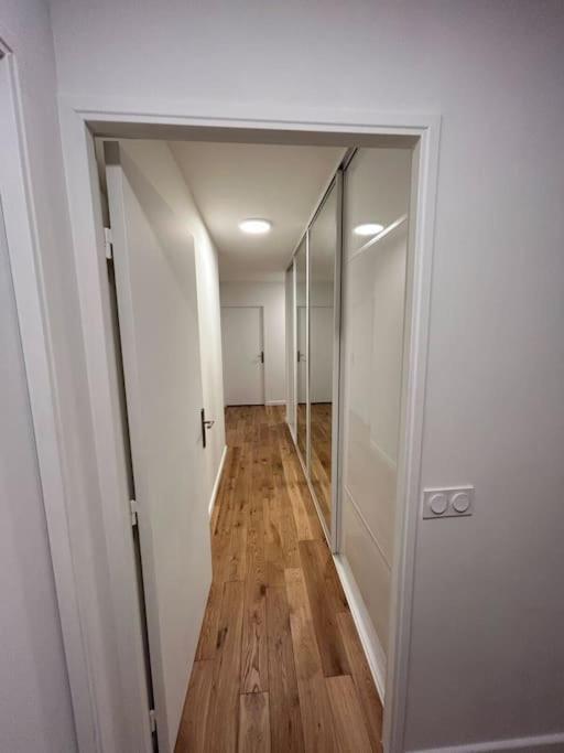Splendid 92M2 Renovated, 4 Rooms Charenton-le-Pont Bagian luar foto