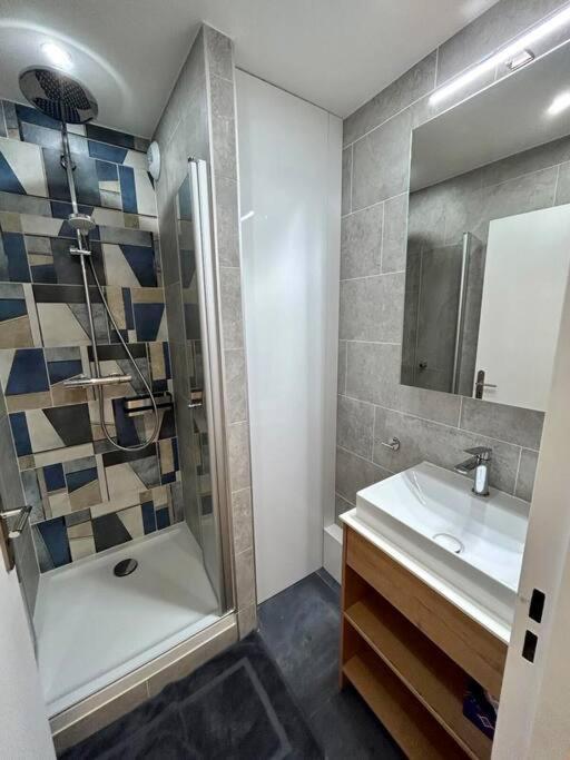Splendid 92M2 Renovated, 4 Rooms Charenton-le-Pont Bagian luar foto